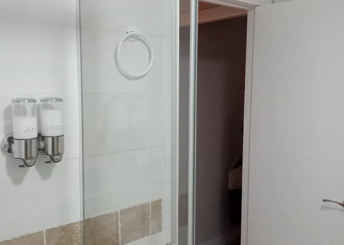 Апартаменты Buhaira Free Parking Кадис